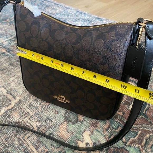 NEW COACH crossbody Ellie File Bag In Signature Canvas 😍😍 FREE SHIPPING!!! - Picture 6 of 10